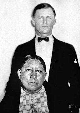 Иллюстрация к книге — Убийцы цветочной луны. Нефть. Деньги. Кровь [i_043.jpg]