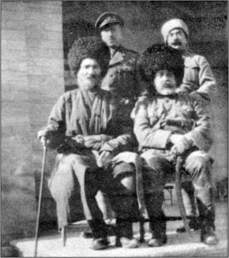 Иллюстрация к книге — Первый бронепоезд. От двинска до Кушки [c1_image054.jpg]