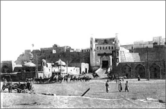 Иллюстрация к книге — Первый бронепоезд. От двинска до Кушки [c1_image085.jpg]