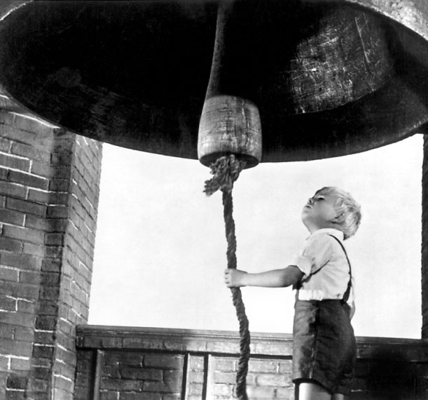 Иллюстрация к книге — Безбилетный пассажир  [i_015.jpg]