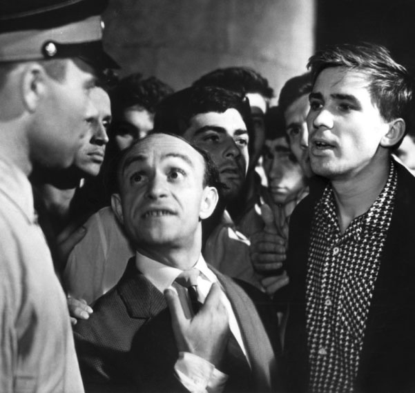 Иллюстрация к книге — Безбилетный пассажир  [i_040.jpg]