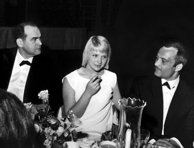 Иллюстрация к книге — Безбилетный пассажир  [i_058.jpg]