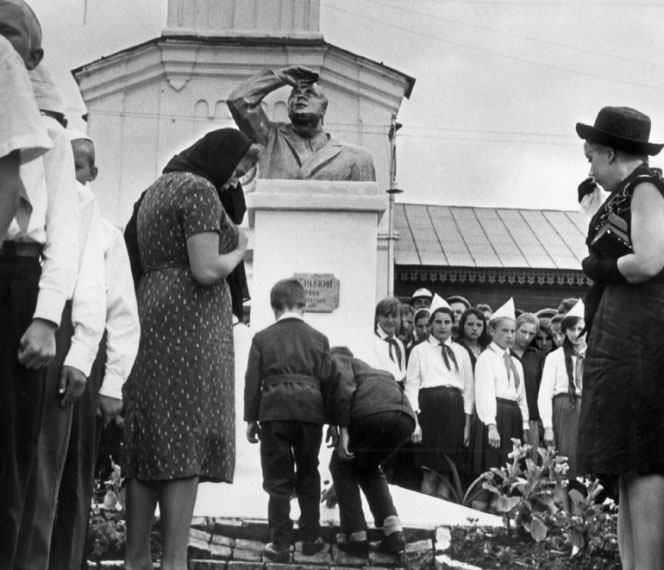 Иллюстрация к книге — Безбилетный пассажир  [i_068.jpg]