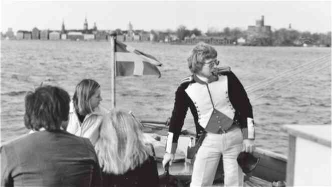 Иллюстрация к книге — Побег [i_013.jpg]