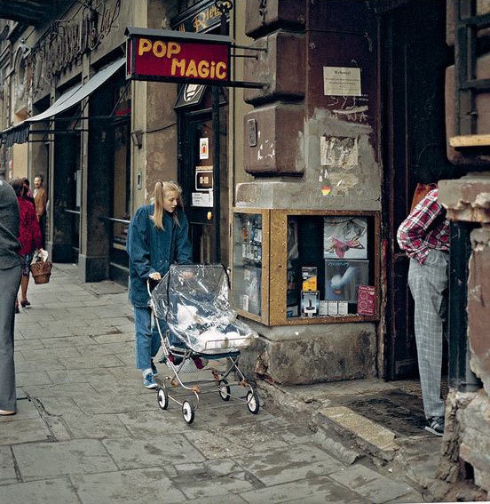 Иллюстрация к книге — Польская хонтология. Вещи и люди в годы переходного периода [i_002.jpg]