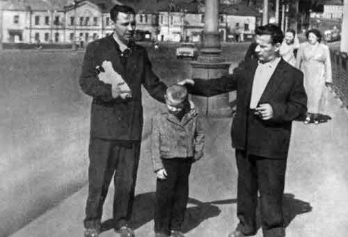 Иллюстрация к книге — Юрий Поляков. Последний советский писатель [i_017.jpg]