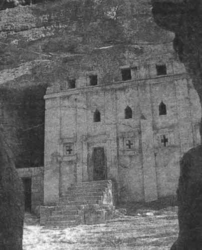 Иллюстрация к книге — Тайны древней Африки [i_070.jpg]