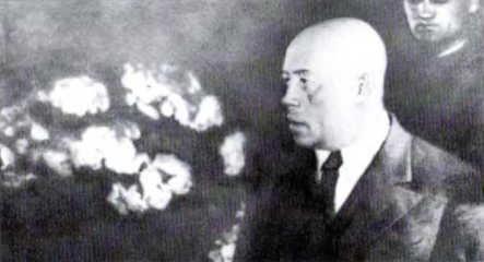 Иллюстрация к книге — Доносчик 001, или Вознесение Павлика Морозова [_058.jpg]