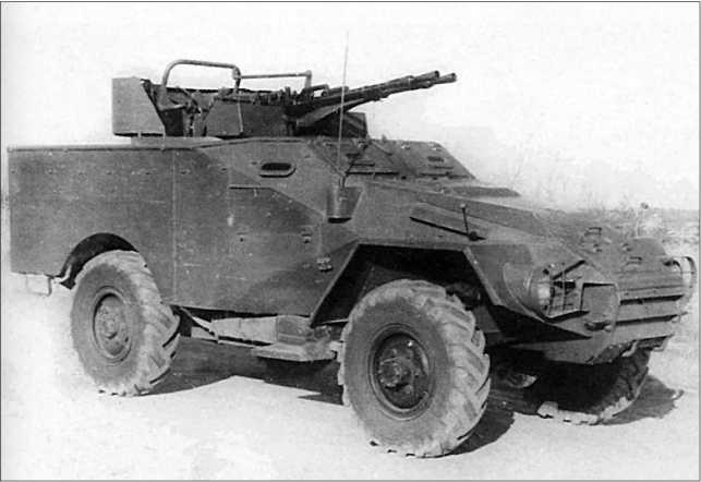 Иллюстрация к книге — Русские бронетранспортеры [i_016.jpg]