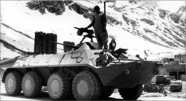 Иллюстрация к книге — Русские бронетранспортеры [i_085.jpg]