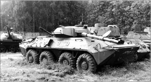 Иллюстрация к книге — Русские бронетранспортеры [i_089.jpg]