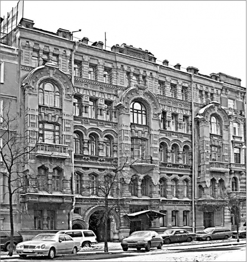 Иллюстрация к книге — Петербургские доходные дома. Очерки из истории быта [i_035.jpg]