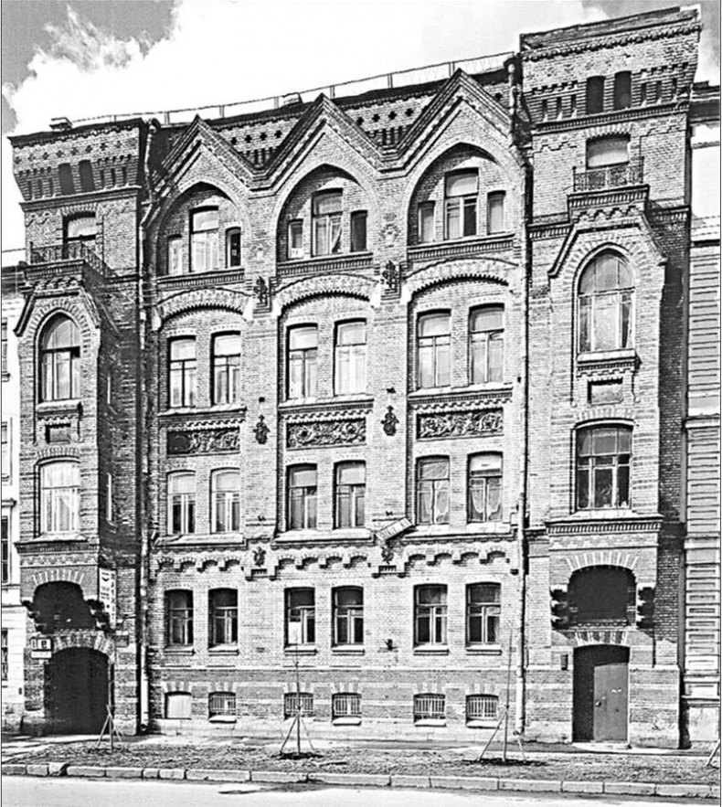 Иллюстрация к книге — Петербургские доходные дома. Очерки из истории быта [i_044.jpg]