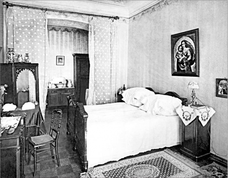 Иллюстрация к книге — Петербургские доходные дома. Очерки из истории быта [i_128.jpg]