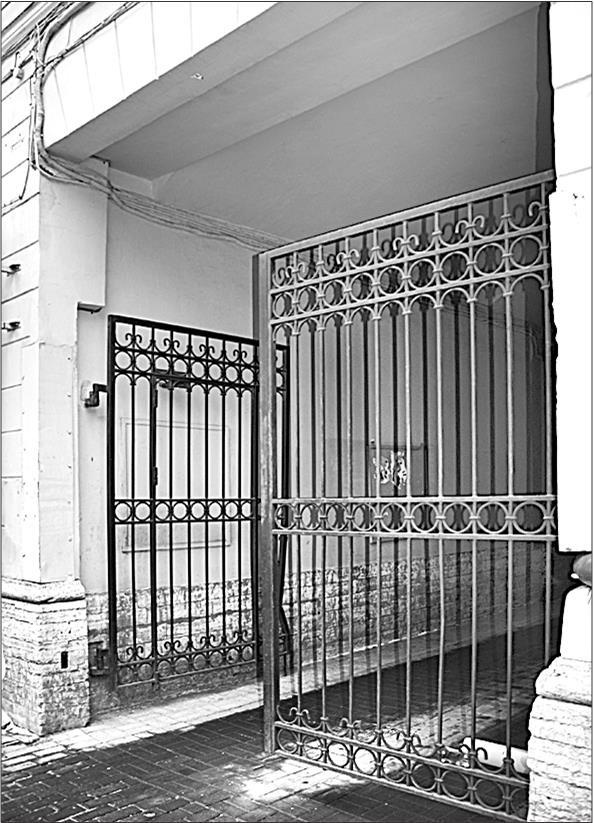 Иллюстрация к книге — Петербургские доходные дома. Очерки из истории быта [i_227.jpg]