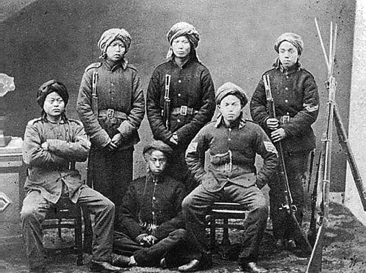 Иллюстрация к книге — Деревянные пушки Китая [i_050.jpg]