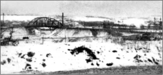 Иллюстрация к книге — Яхромский мост: Крах «Тайфуна» [i_012.jpg]