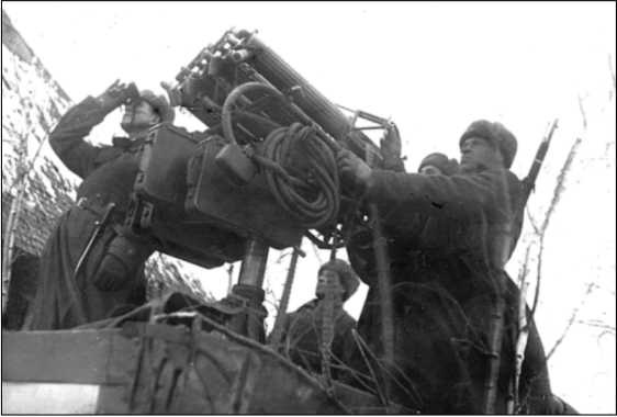 Иллюстрация к книге — Яхромский мост: Крах «Тайфуна» [i_030.jpg]