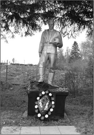 Иллюстрация к книге — Яхромский мост: Крах «Тайфуна» [i_072.jpg]