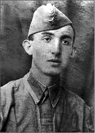 Иллюстрация к книге — Яхромский мост: Крах «Тайфуна» [i_077.jpg]