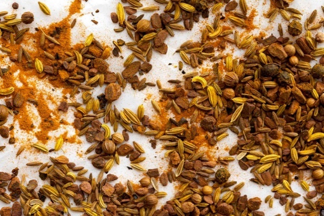 Иллюстрация к книге — Смеси специй. Магия вкуса пряных комбинаций [_86.jpg]