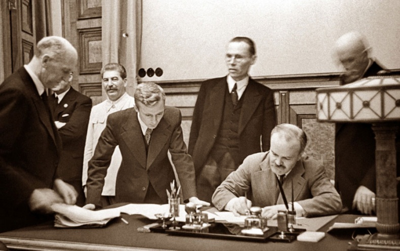 Иллюстрация к книге — Цель жизни. Записки авиаконструктора [i_121.jpg]