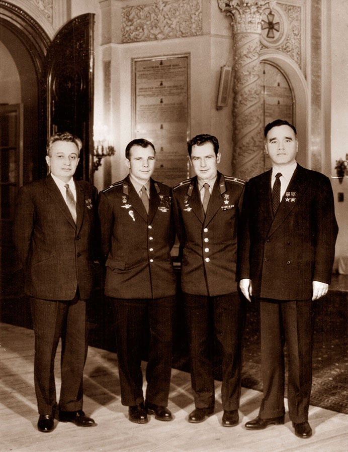 Иллюстрация к книге — Цель жизни. Записки авиаконструктора [i_335.jpg]