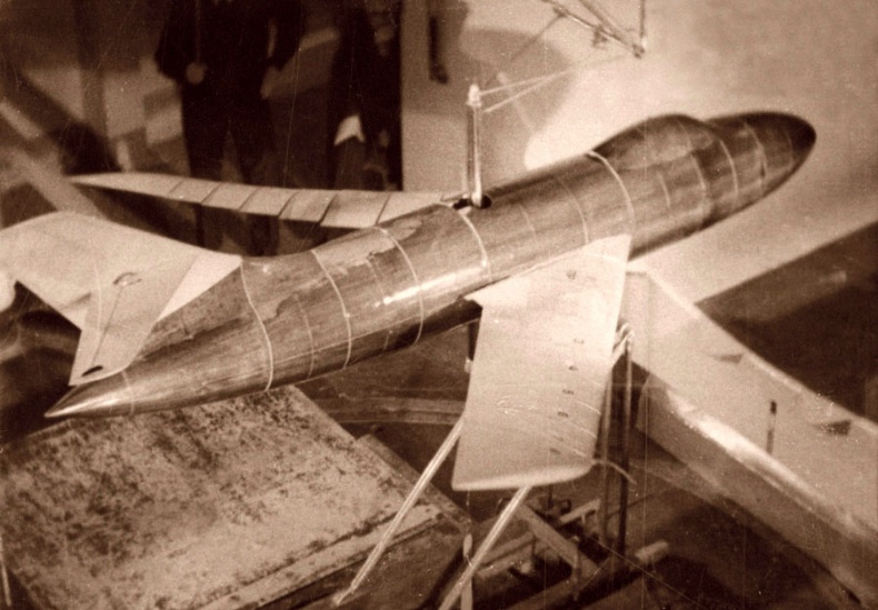 Иллюстрация к книге — Цель жизни. Записки авиаконструктора [i_375.jpg]