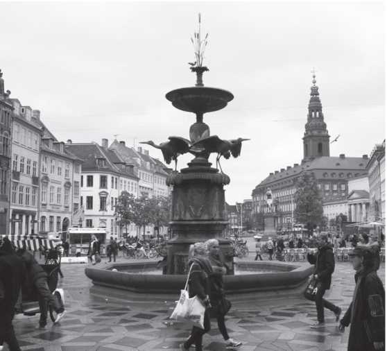 Иллюстрация к книге — Дом на хвосте паровоза. Путеводитель по Европе в сказках Андерсена [i_008.jpg]