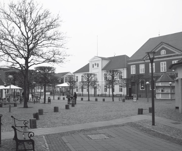 Иллюстрация к книге — Дом на хвосте паровоза. Путеводитель по Европе в сказках Андерсена [i_117.jpg]