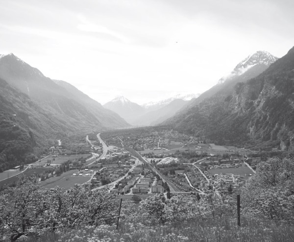 Иллюстрация к книге — Дом на хвосте паровоза. Путеводитель по Европе в сказках Андерсена [i_145.jpg]