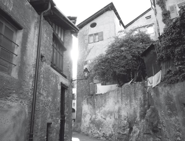 Иллюстрация к книге — Дом на хвосте паровоза. Путеводитель по Европе в сказках Андерсена [i_148.jpg]