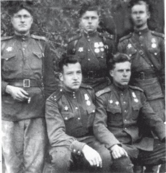 Иллюстрация к книге — Штрафбат. Наказание, искупление (Военно-историческая быль) [i_034.jpg]