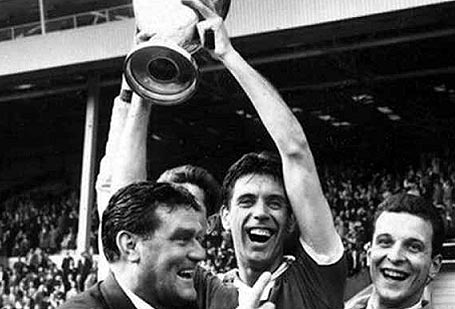 Иллюстрация к книге — История Лиги Чемпионов [i_007.jpg]