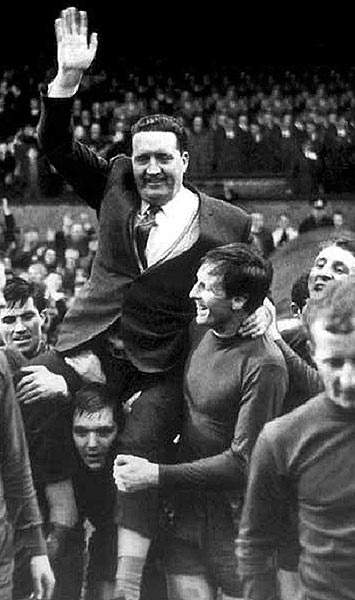 Иллюстрация к книге — История Лиги Чемпионов [i_013.jpg]