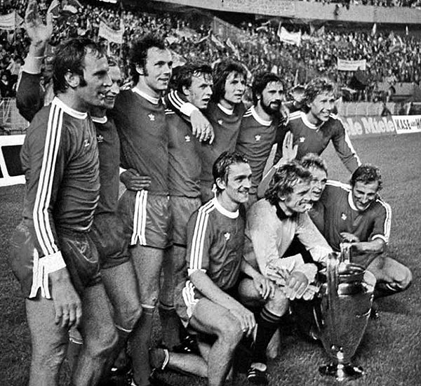 Иллюстрация к книге — История Лиги Чемпионов [i_026.jpg]