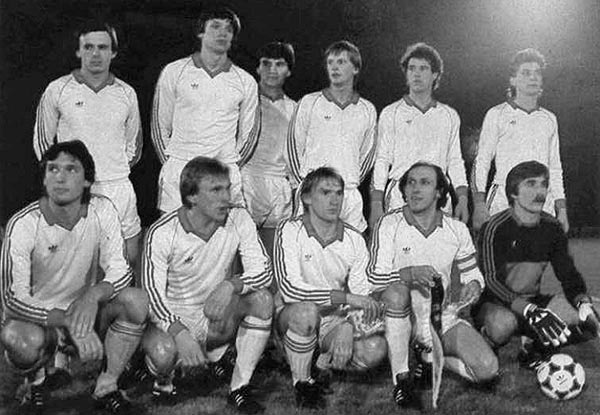 Иллюстрация к книге — История Лиги Чемпионов [i_048.jpg]