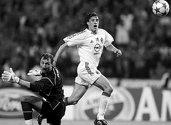 Иллюстрация к книге — История Лиги Чемпионов [i_100.jpg]