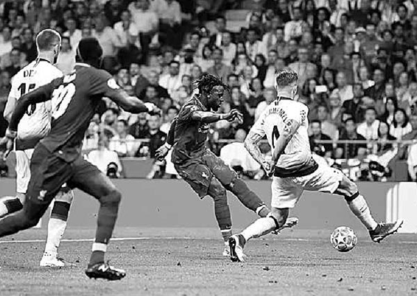 Иллюстрация к книге — История Лиги Чемпионов [i_130.jpg]