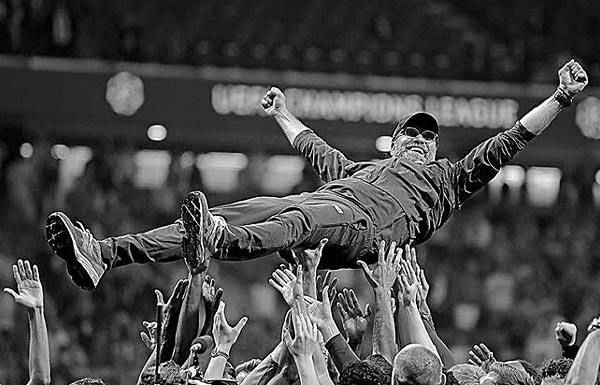 Иллюстрация к книге — История Лиги Чемпионов [i_131.jpg]