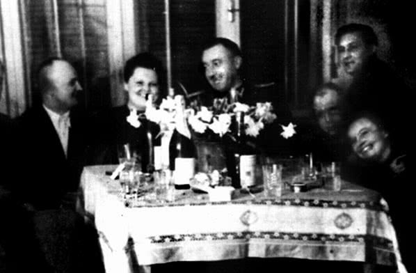 Иллюстрация к книге — Собибор / Послесловие [i_045.jpg]