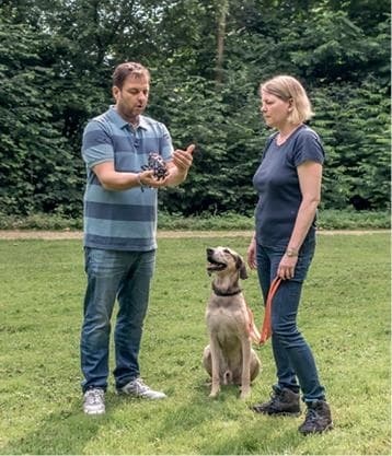 Иллюстрация к книге — Идеальная собака не выгуливает хозяина. Как воспитать собаку без вредных привычек [i_088.jpg]