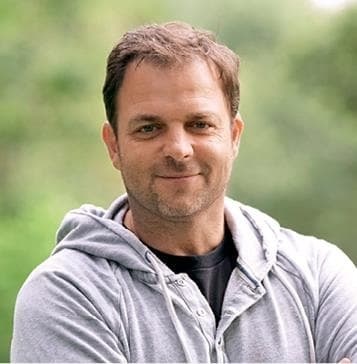 Иллюстрация к книге — Идеальная собака не выгуливает хозяина. Как воспитать собаку без вредных привычек [i_192.jpg]