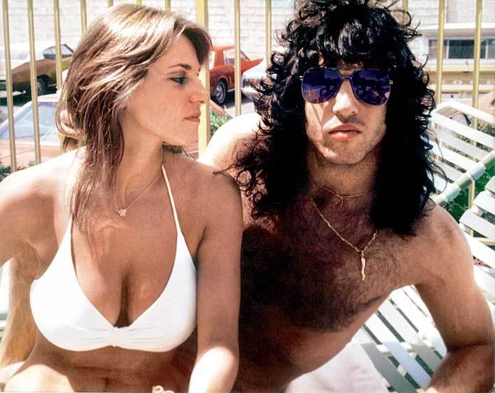 Иллюстрация к книге — KISS. Лицом к музыке: срывая маску [i_042.jpg]