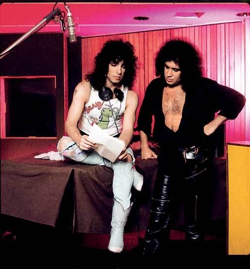 Иллюстрация к книге — KISS. Лицом к музыке: срывая маску [i_048.jpg]