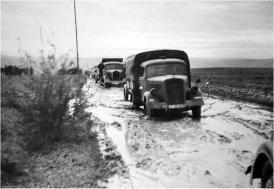 Иллюстрация к книге — Чудо под Москвой [i_018.jpg]