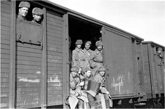 Иллюстрация к книге — Чудо под Москвой [i_071.jpg]