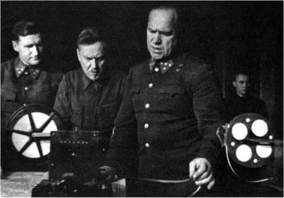 Иллюстрация к книге — Чудо под Москвой [i_081.jpg]