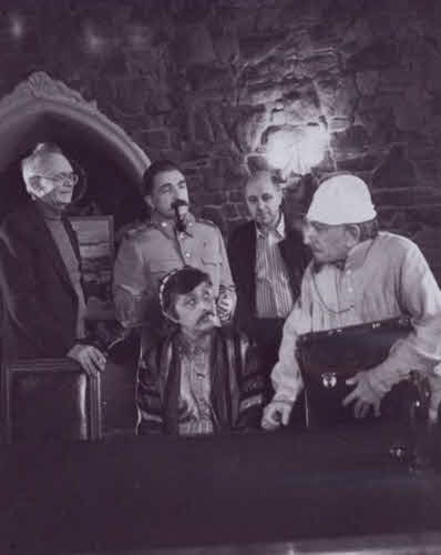 Иллюстрация к книге — Леонид Гайдай [i_044.jpg]