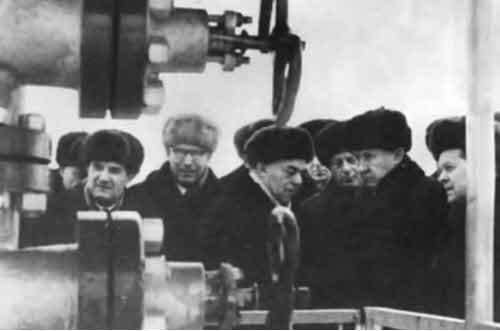 Иллюстрация к книге — Виктор Муравленко [nonjpegpng__500jpegshir24.jpg]